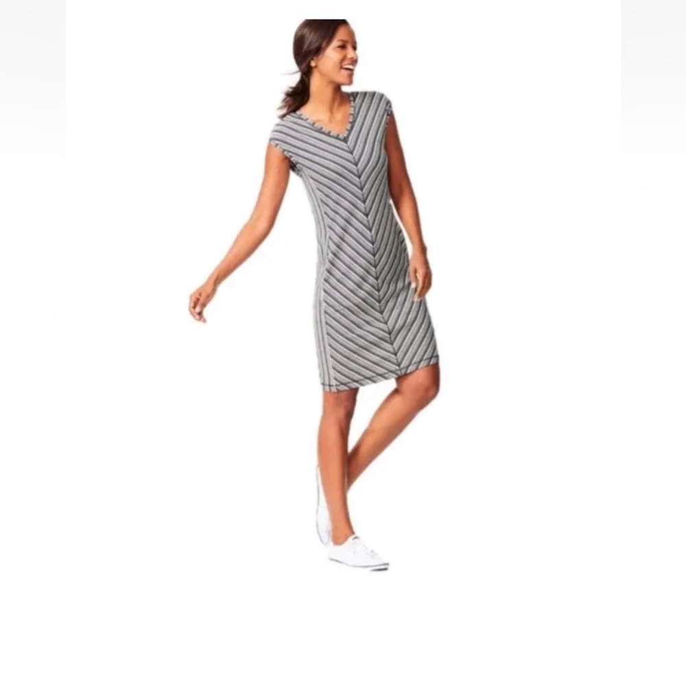 T by Talbots Black and White Striped Sleeveless Shift Dress with Pockets size LP